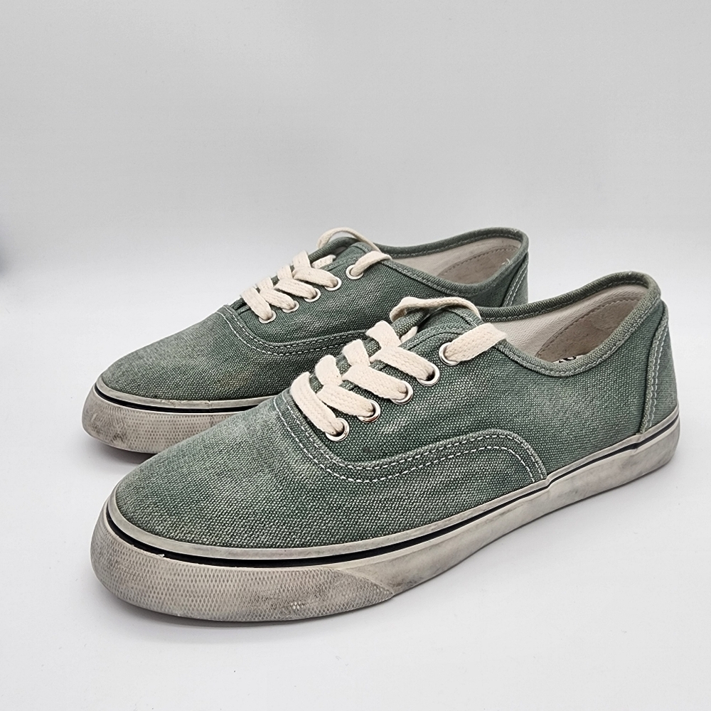 Re/Done Low Top Canvas Sneakers Faded Sage Green Size 9 NEW